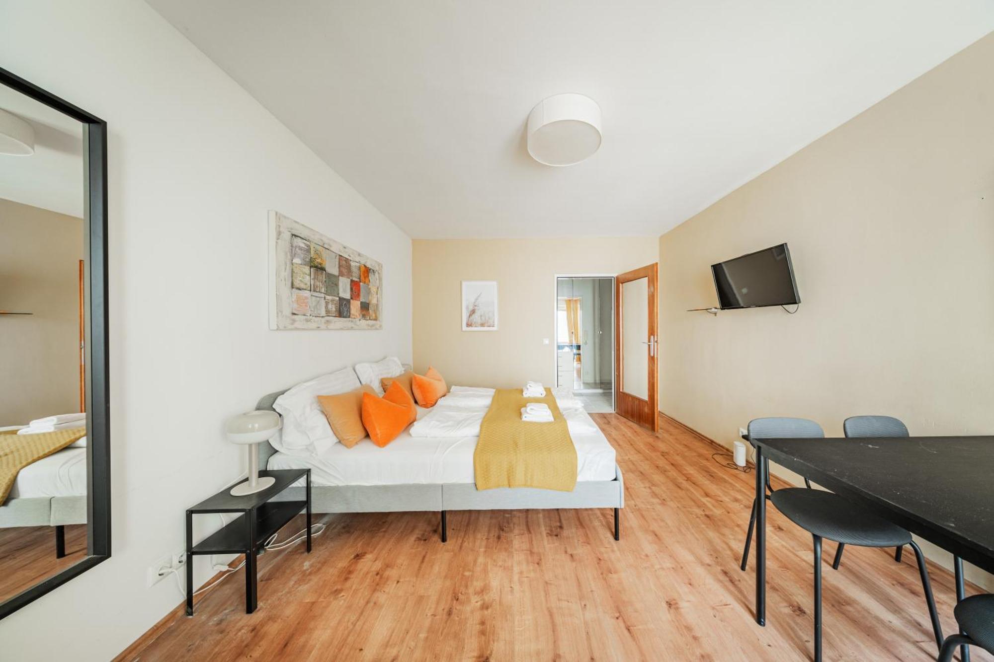 Ferienwohnung Studio Next To Karlsplatz/Karlskirche Wien Exterior foto