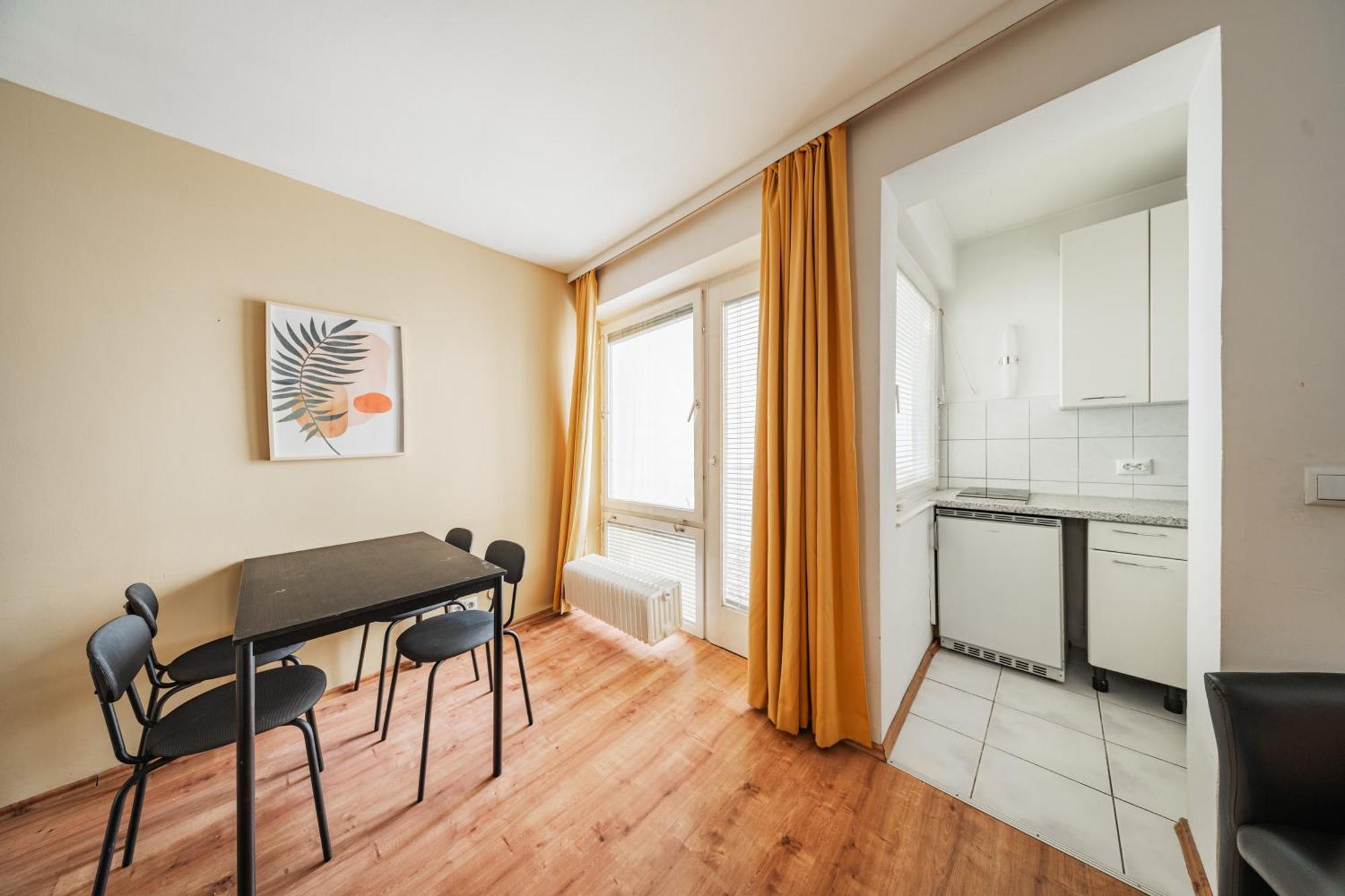 Ferienwohnung Studio Next To Karlsplatz/Karlskirche Wien Exterior foto